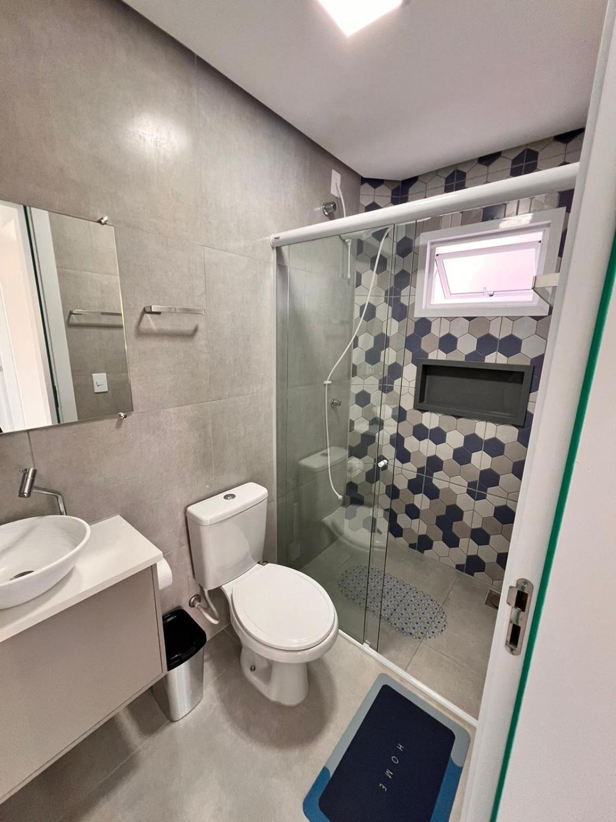 Hermanos Residencial Apartamento *