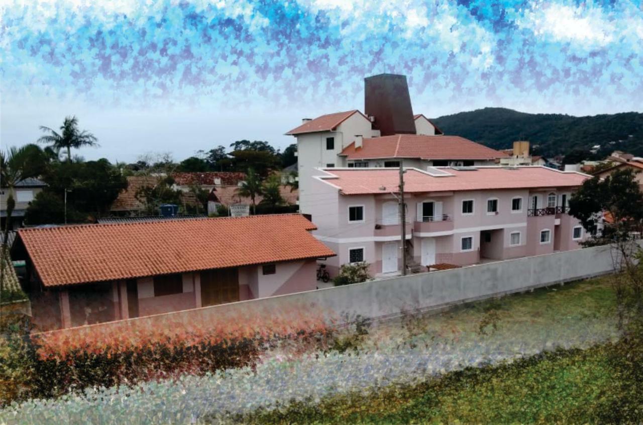 Hermanos Residencial Apartamento